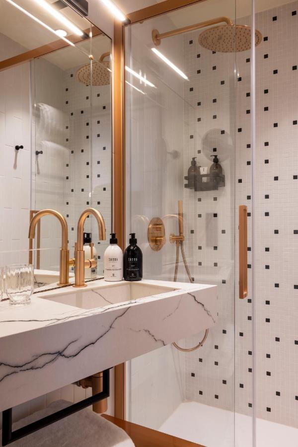 Alberte Hotel Paris Ngoại thất bức ảnh