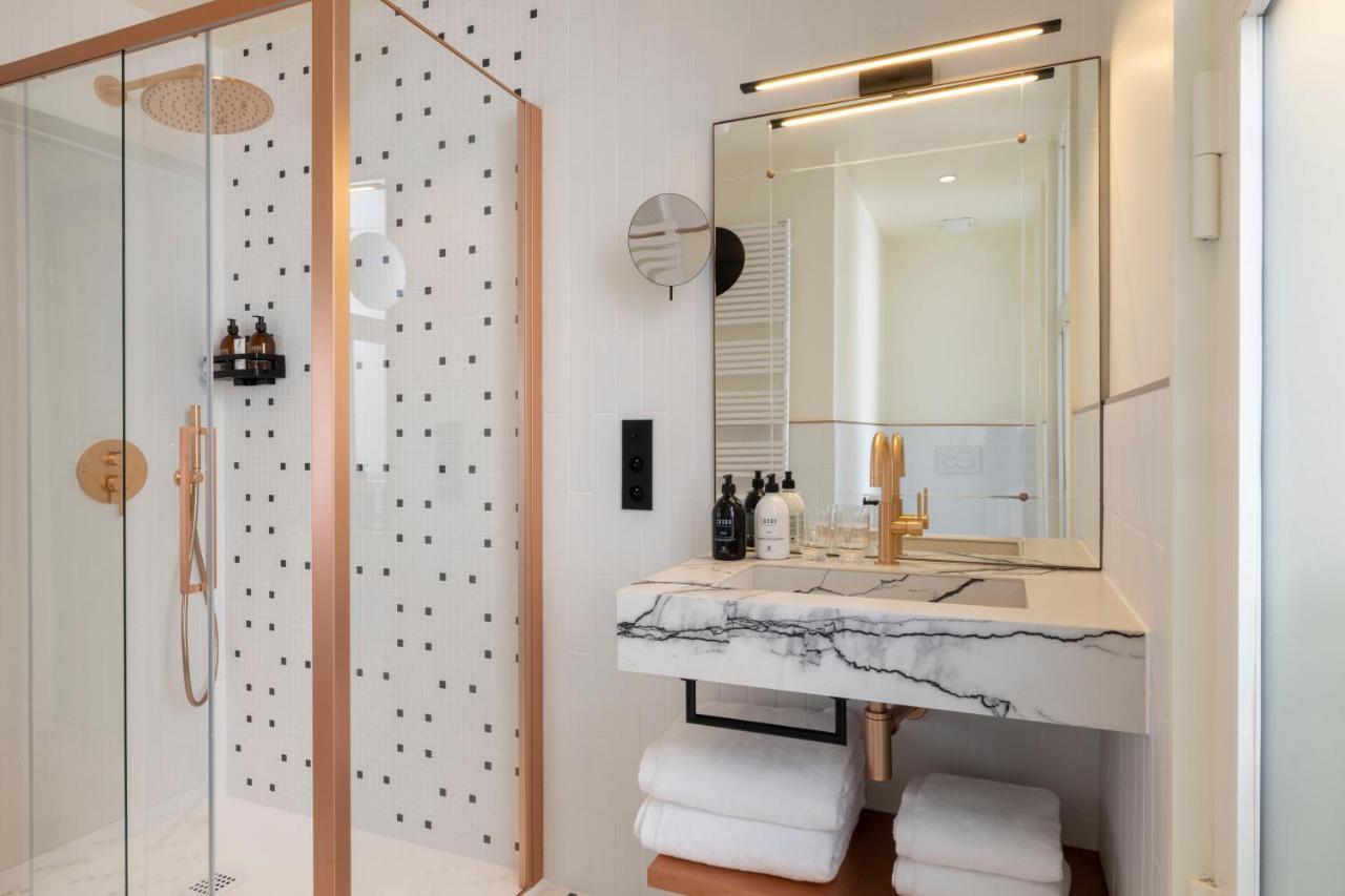 Alberte Hotel Paris Ngoại thất bức ảnh